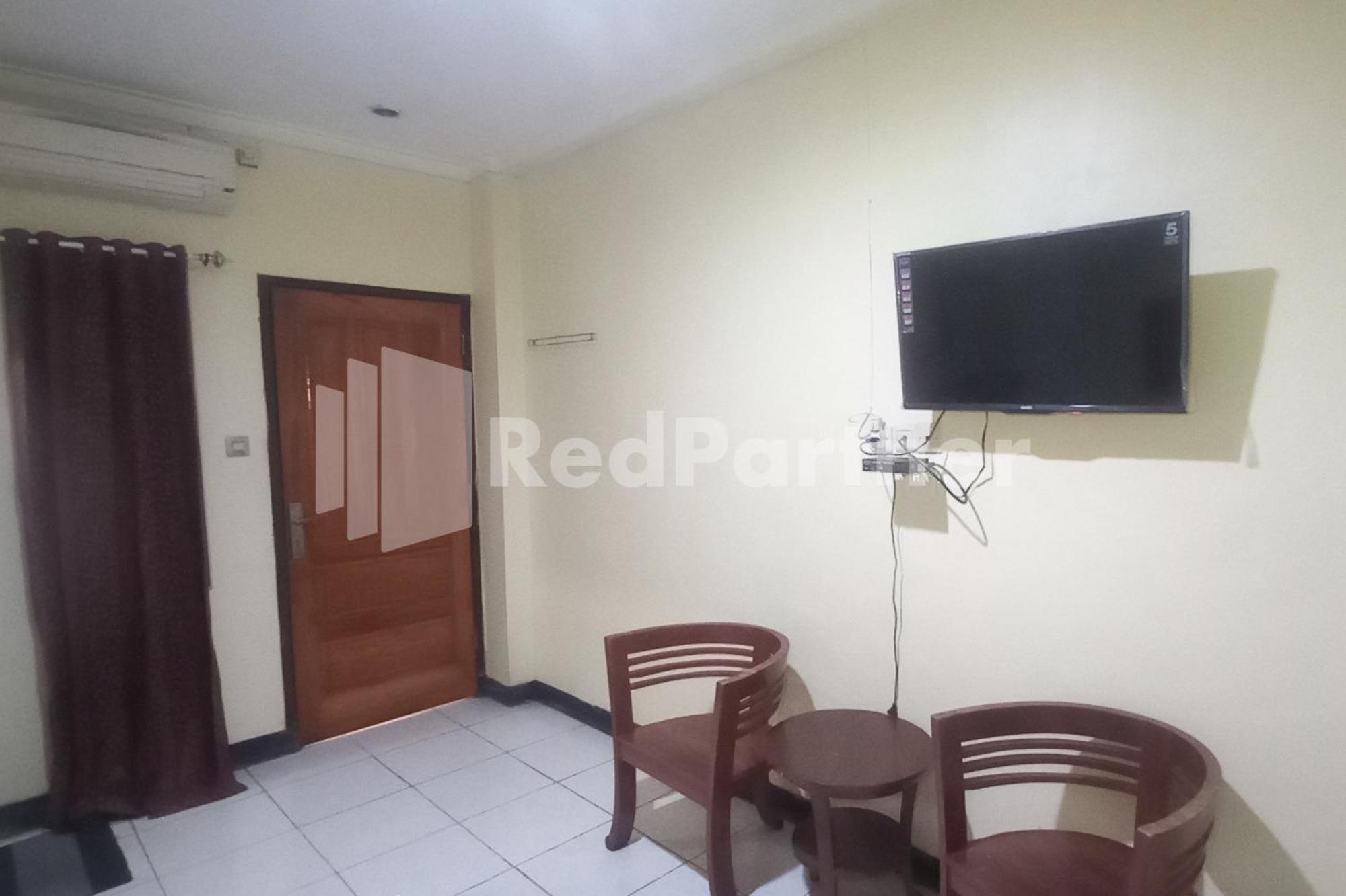 Hotel Palem 2 Syariah Malang Redpartner מראה חיצוני תמונה
