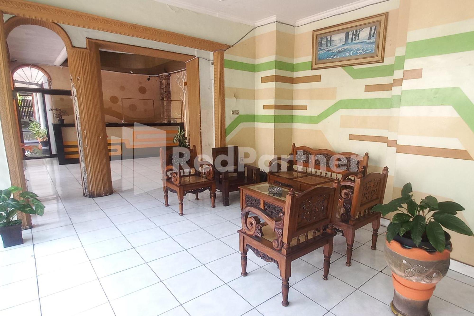 Hotel Palem 2 Syariah Malang Redpartner מראה חיצוני תמונה